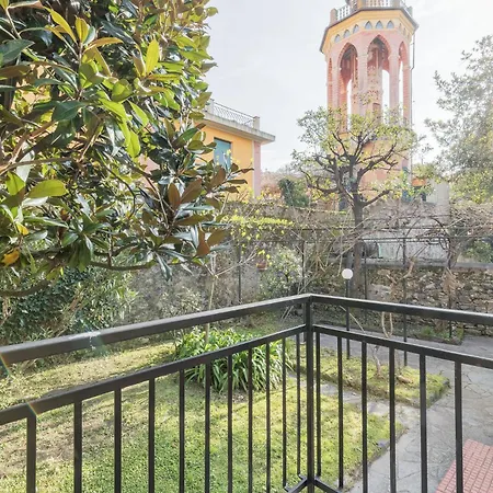 Casa Con Giardino アパート
